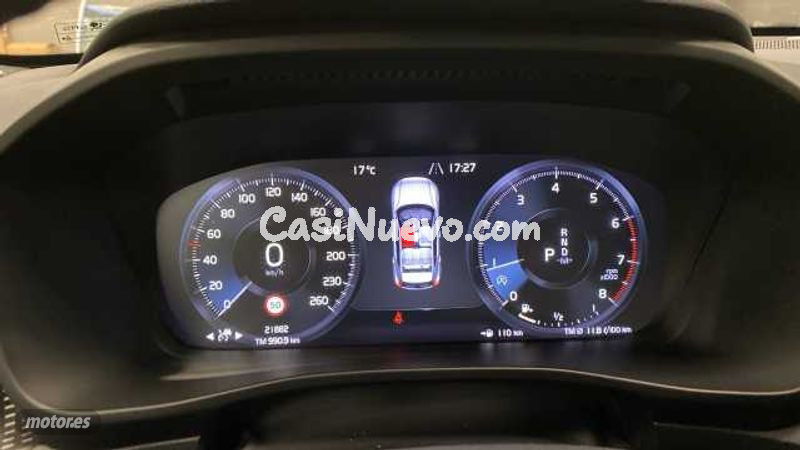 Volvo XC40 - foto 11