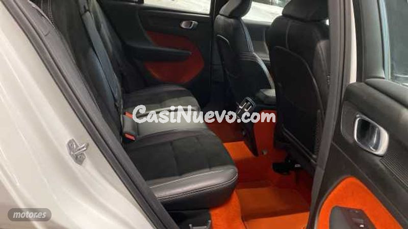 Volvo XC40 - foto 20