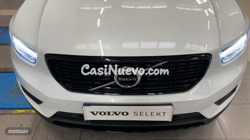 Volvo XC40 - foto 22