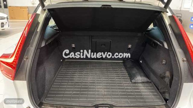 Volvo XC40 - foto 26