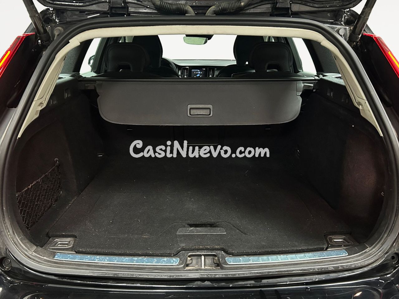 Volvo V60 Momentum Pro - foto 11
