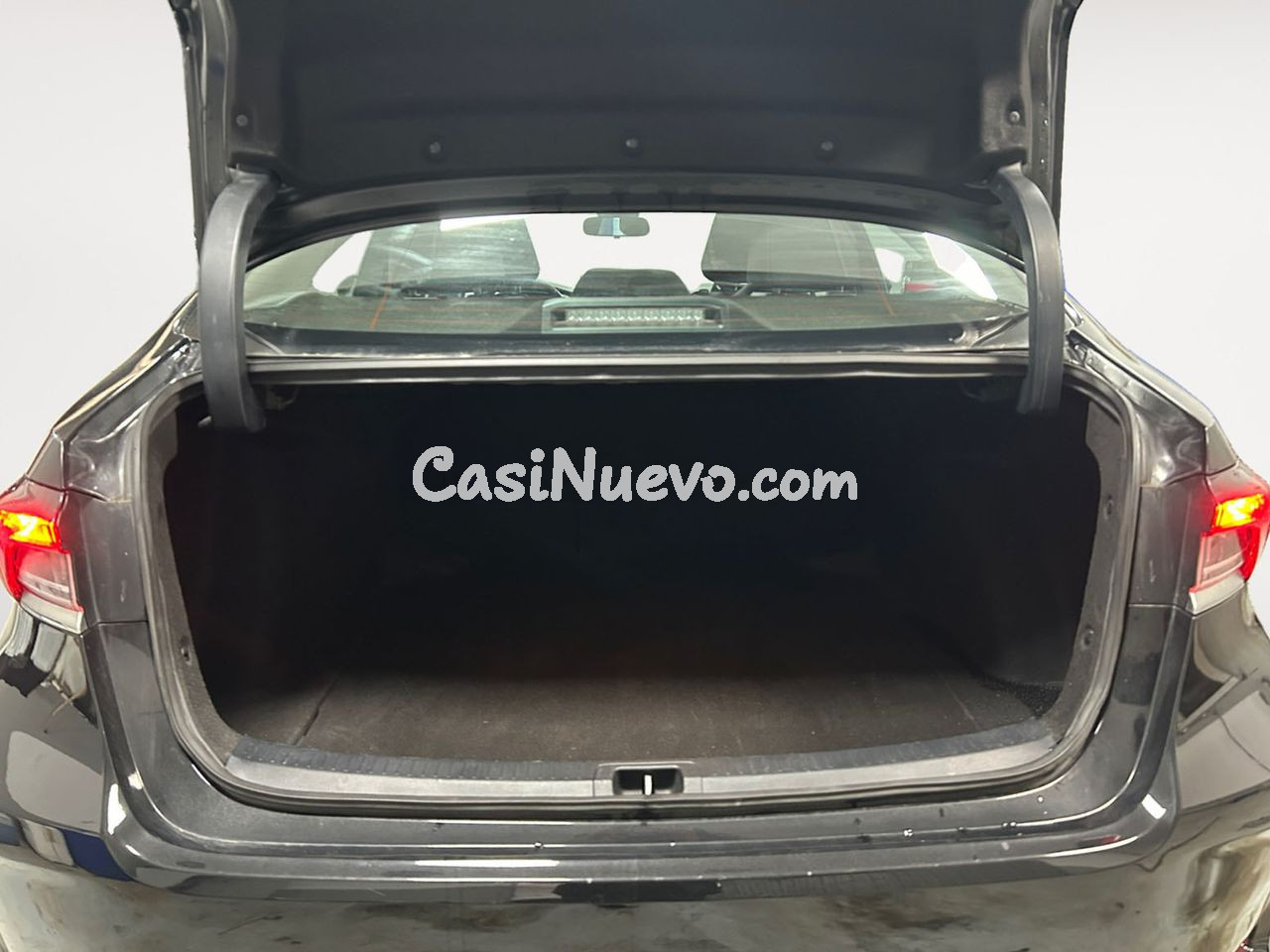 Toyota Corolla 1.5 - foto 11