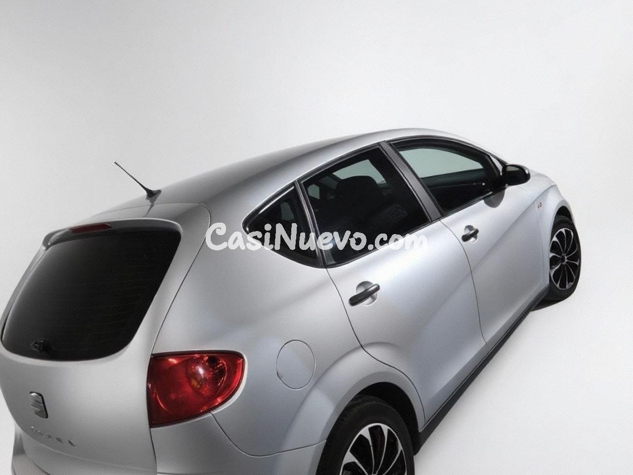 SEAT ALTEA 1.9 TDI 105 CV - foto 4