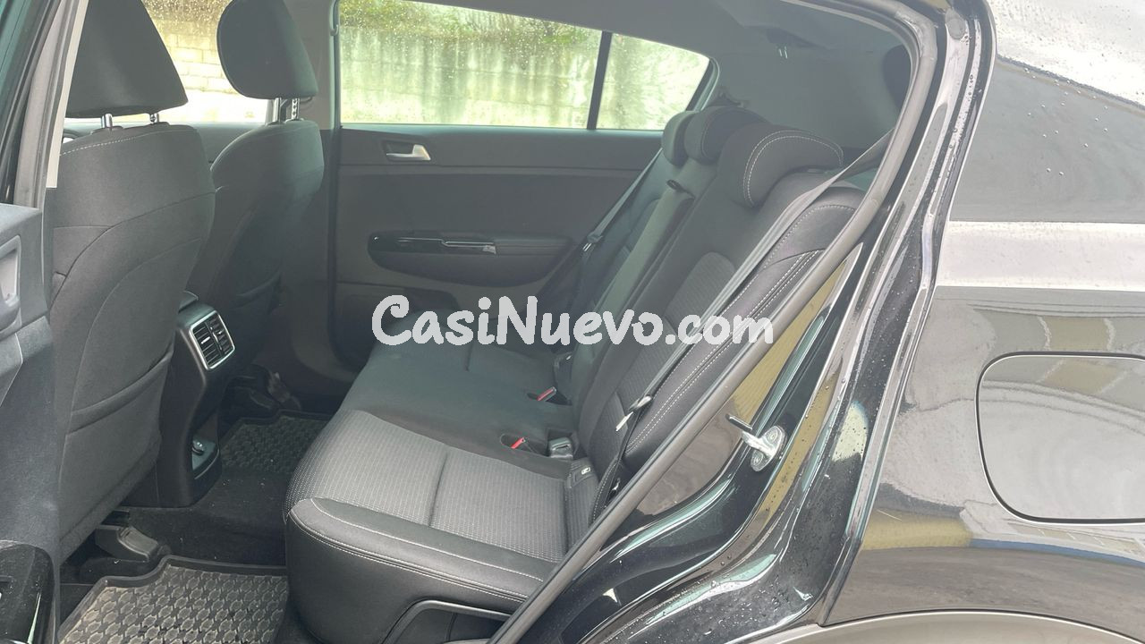 Kia Sportage 1.6 GDI BLACK EDITION 2WD 132 5P - foto 13