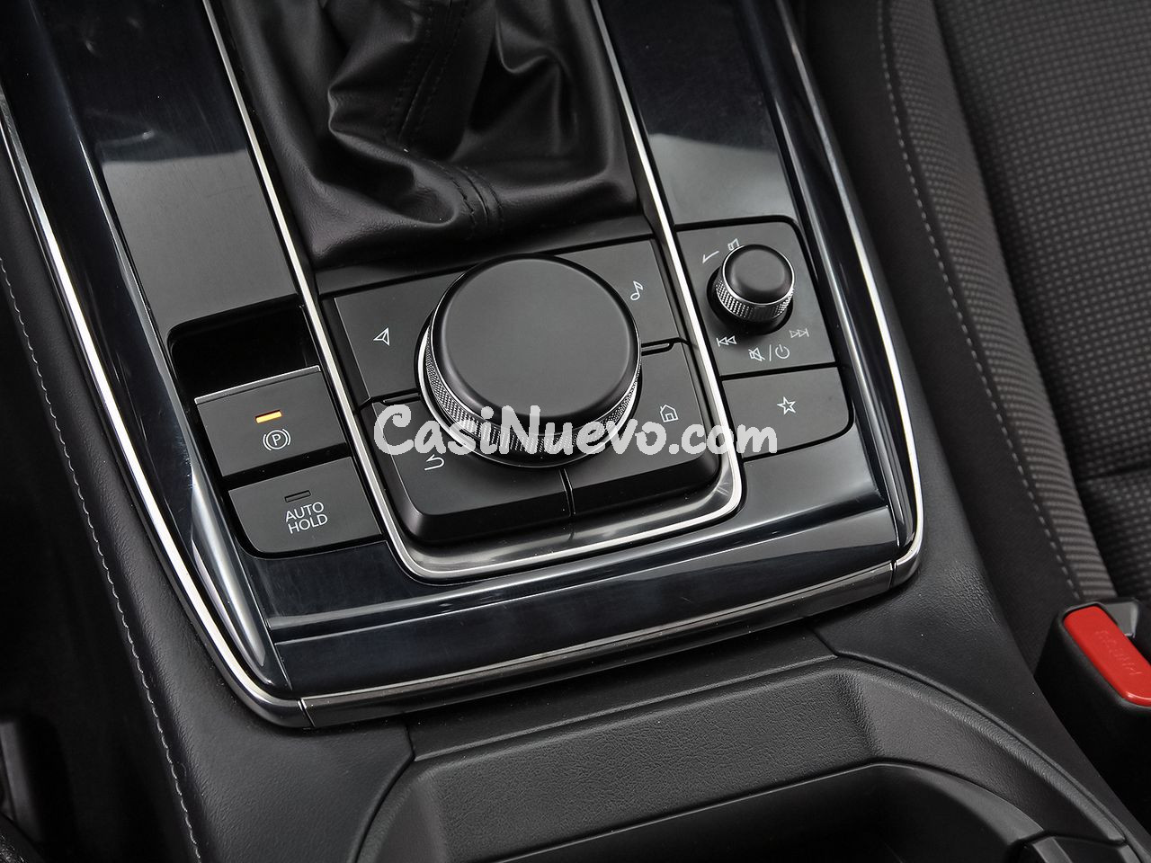 Mazda CX-30 2.5L e-SKYACTIV G MHEV 103kW Centre-Line - foto 34