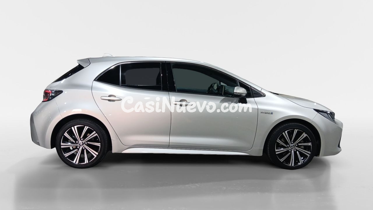 Toyota Corolla BERLINA CON PORTON 2.0 HYBRID STYLE E-CVT 180 - foto 13