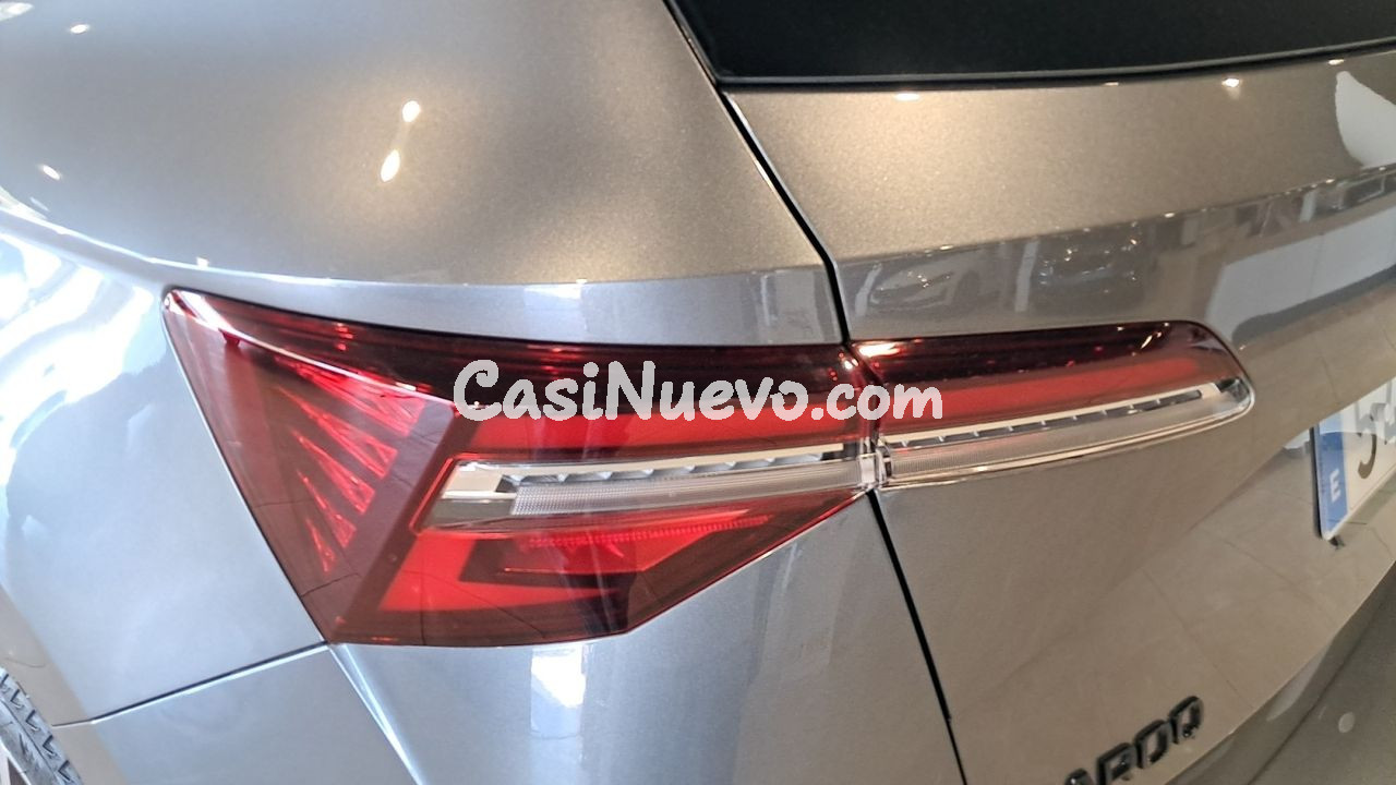 Skoda Karoq SPORTLINE 2,0 TDI 110 KW (150 CV) DSG 7 VEL. - foto 17