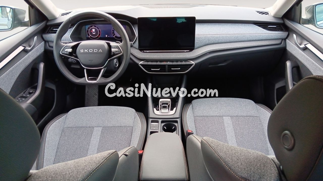 Skoda Octavia DESIGN 1,5 TSI M-HEV 85 KW (115 CV) DSG 7 VEL. - foto 11