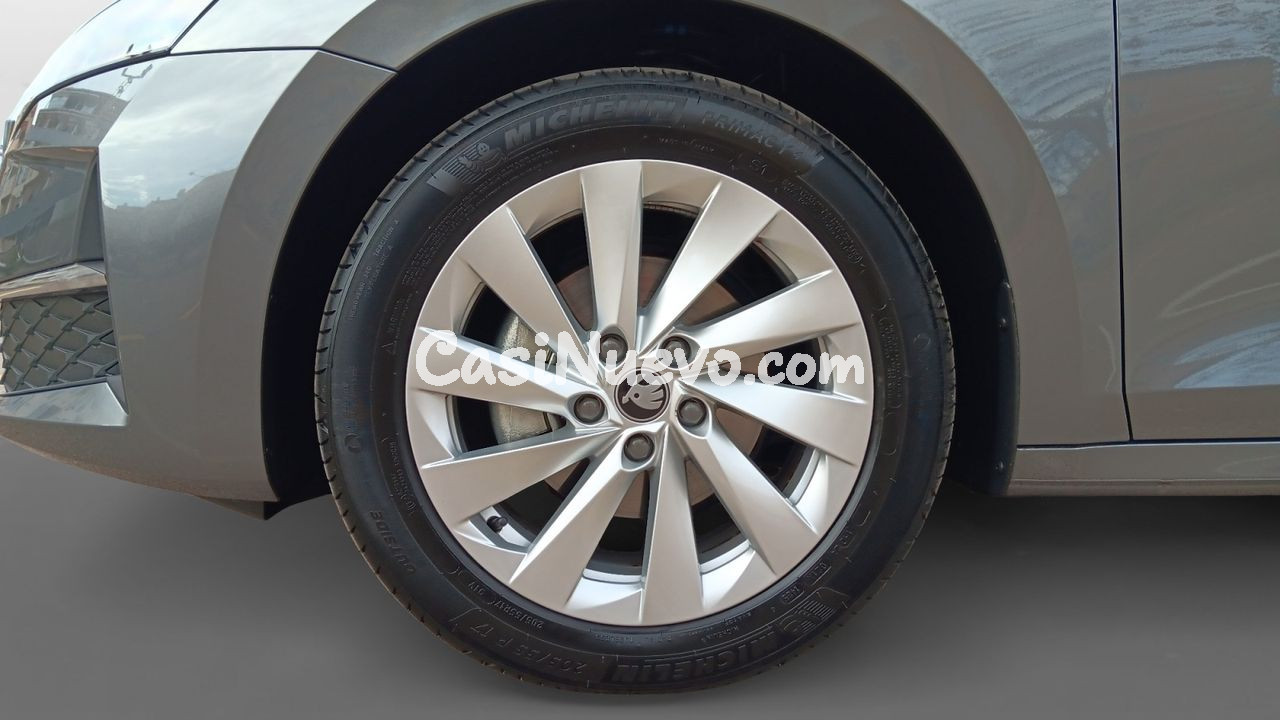 Skoda Octavia DESIGN 1,5 TSI M-HEV 85 KW (115 CV) DSG 7 VEL. - foto 16