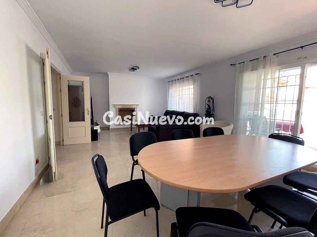 ¡EN VENTA CON ALTA RENTABILIDAD! CHALET PAREADO EN VILLANUEV - foto 5