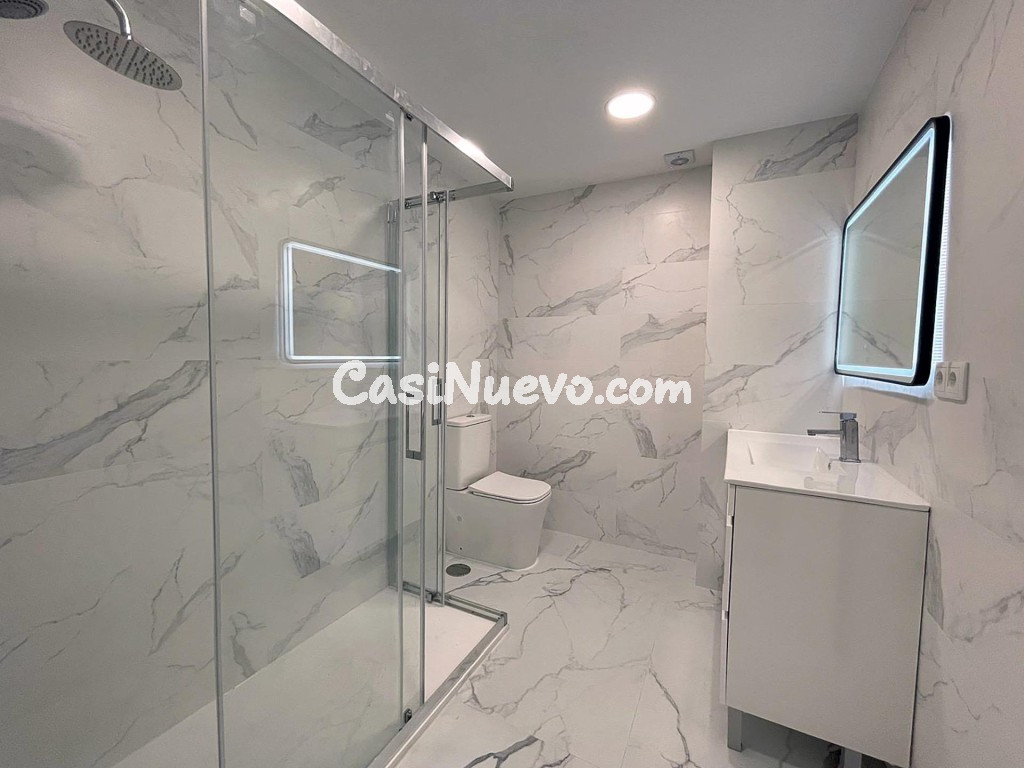 ¡EN VENTA CON ALTA RENTABILIDAD! CHALET PAREADO EN VILLANUEV - foto 36