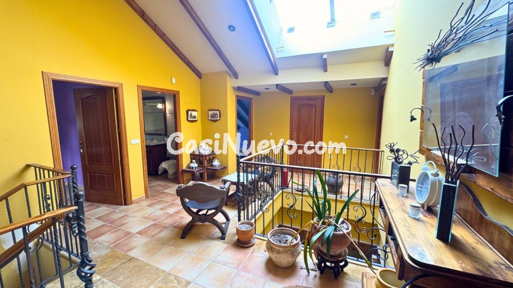 Chalet con parcela de 1.075 m², piscina y vistas a Alicante  - foto 31