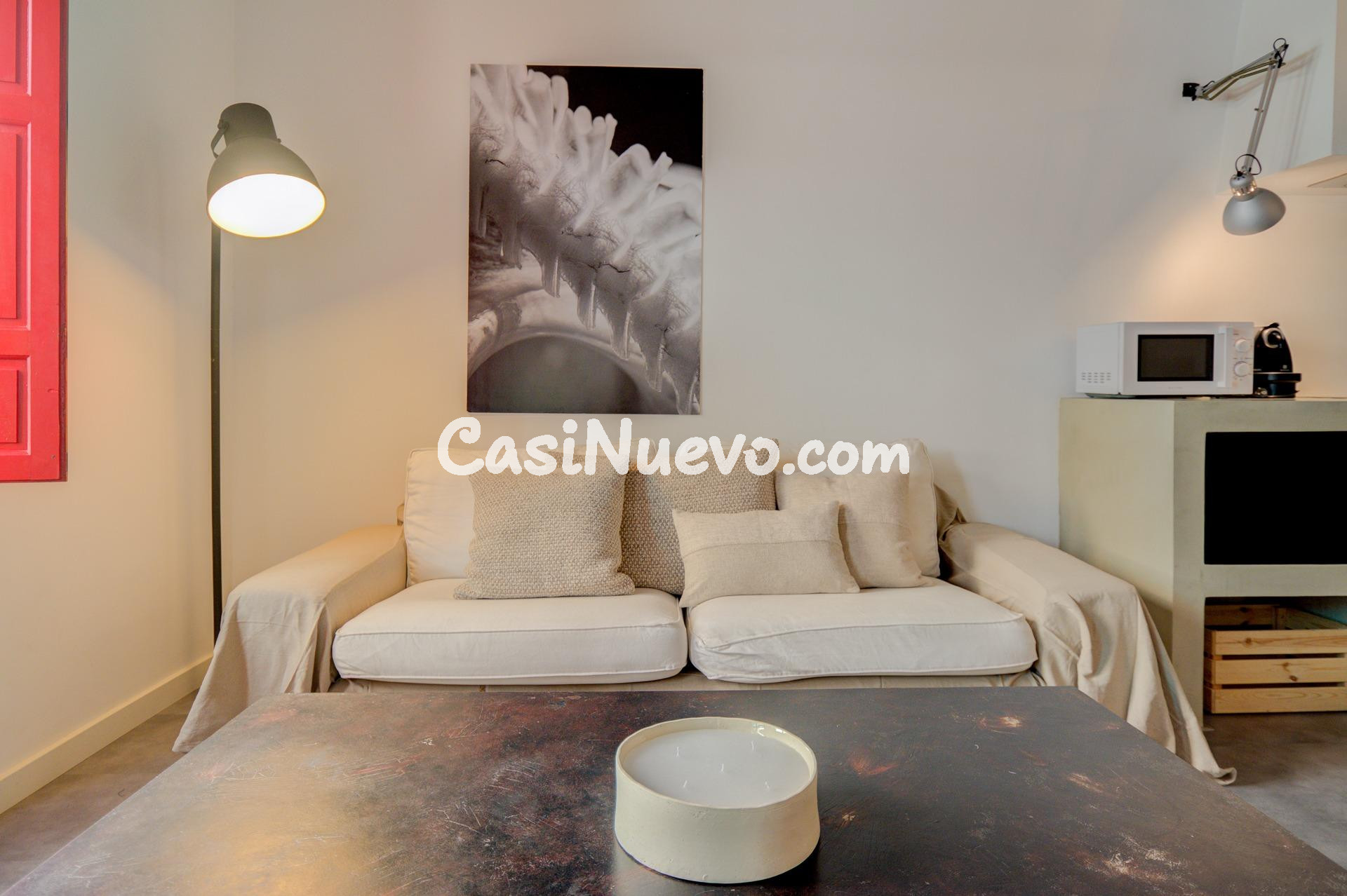 Piso rehabilitado de 2 habitaciones y techos altos en el cen - foto 3