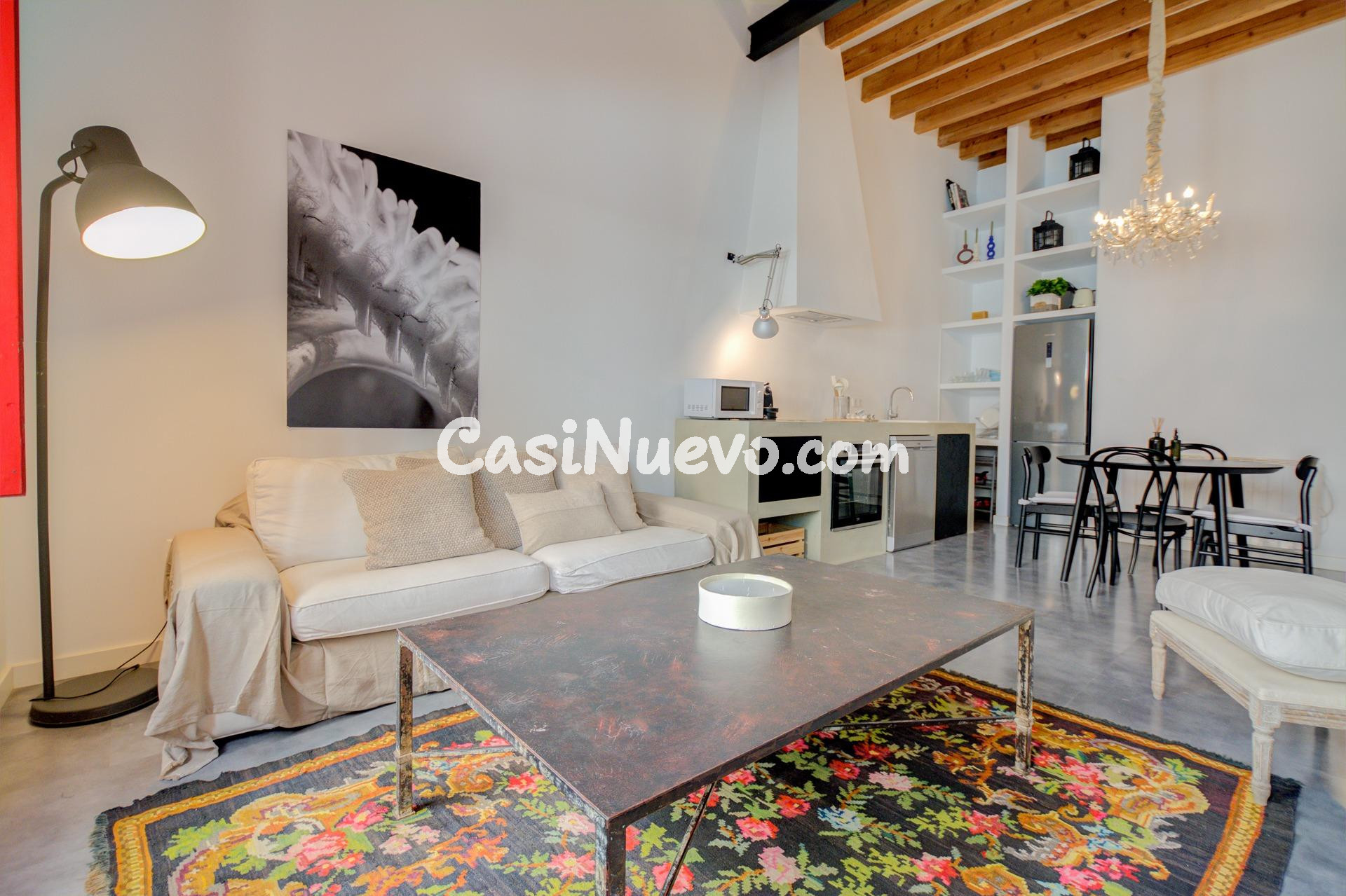 Piso rehabilitado de 2 habitaciones y techos altos en el cen - foto 4