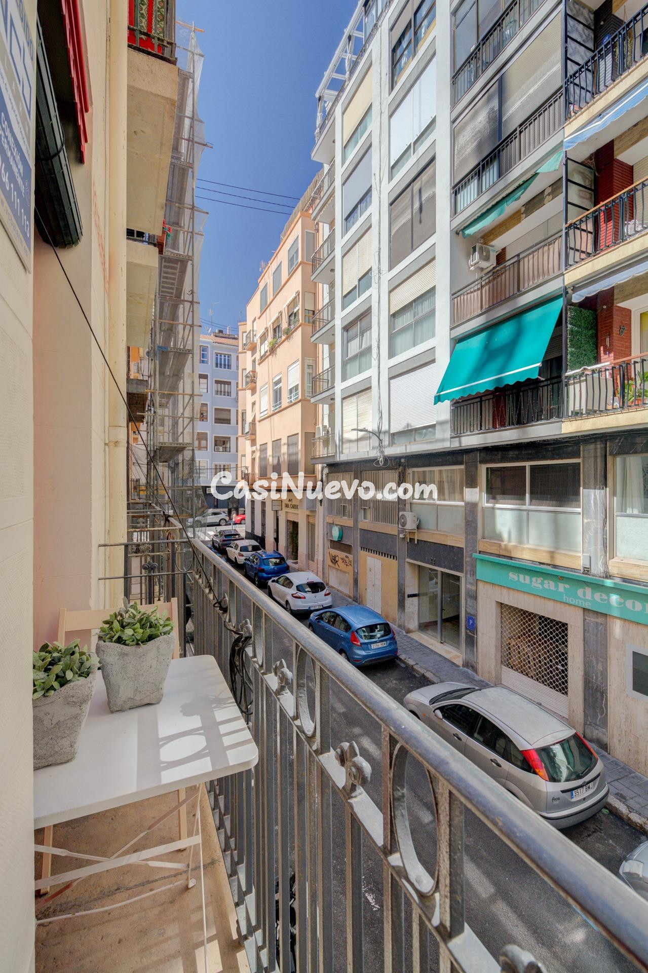 Piso rehabilitado de 2 habitaciones y techos altos en el cen - foto 6