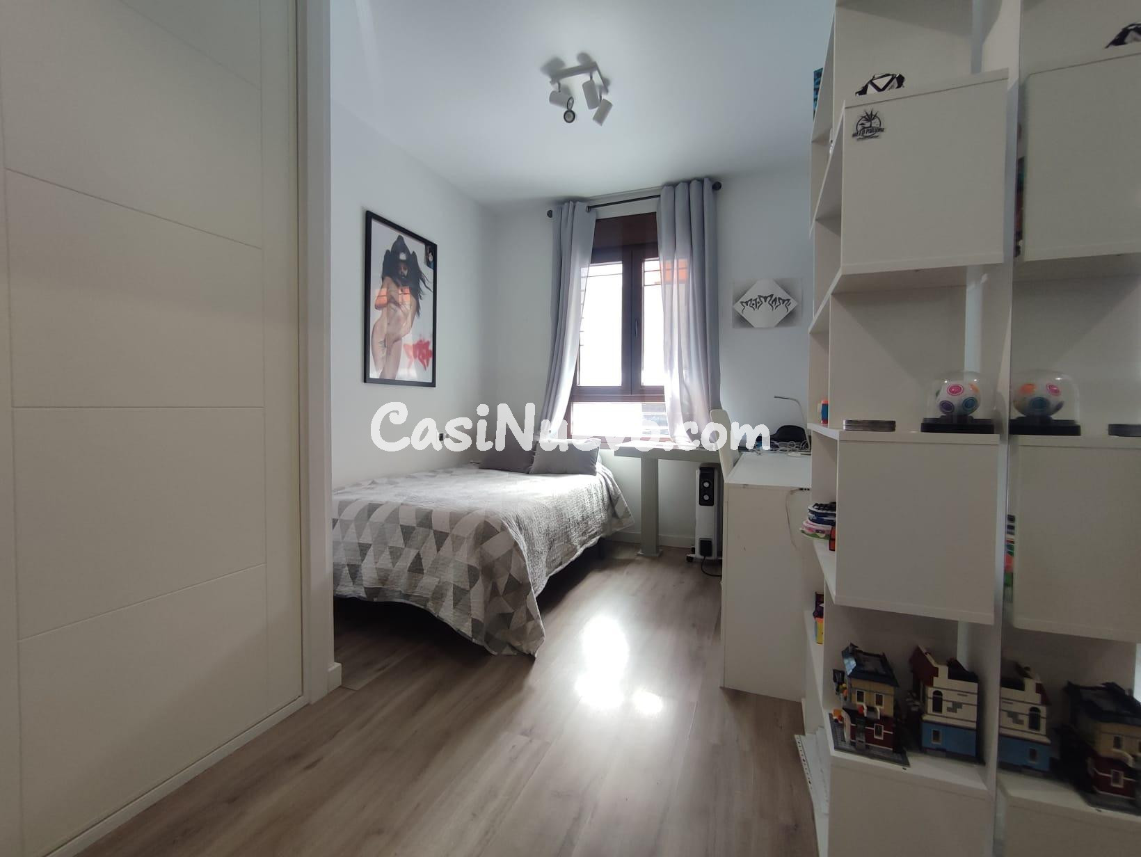 ESTUPENDA VIVIENDA EN NUEVO ZOCO, CON MAGNÍFICO PORCHE, PISC - foto 22
