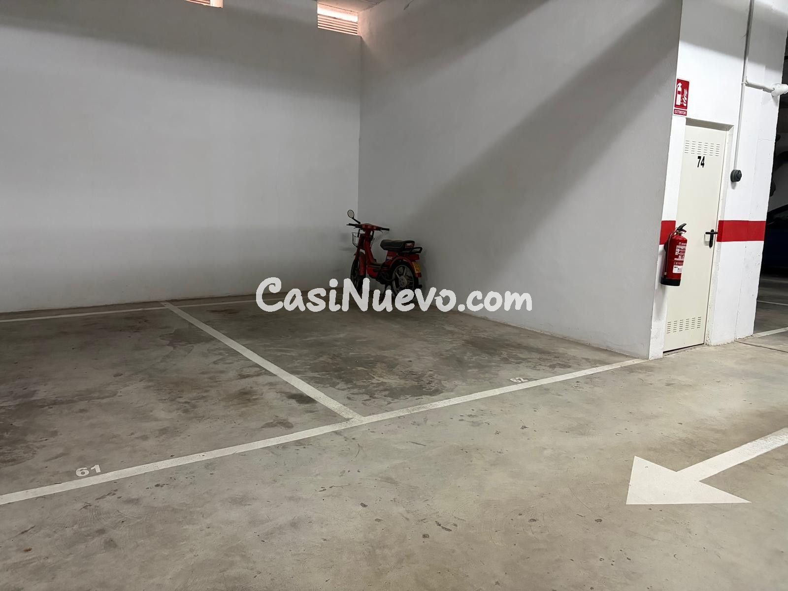 ESTUPENDA VIVIENDA EN NUEVO ZOCO, CON MAGNÍFICO PORCHE, PISC - foto 28