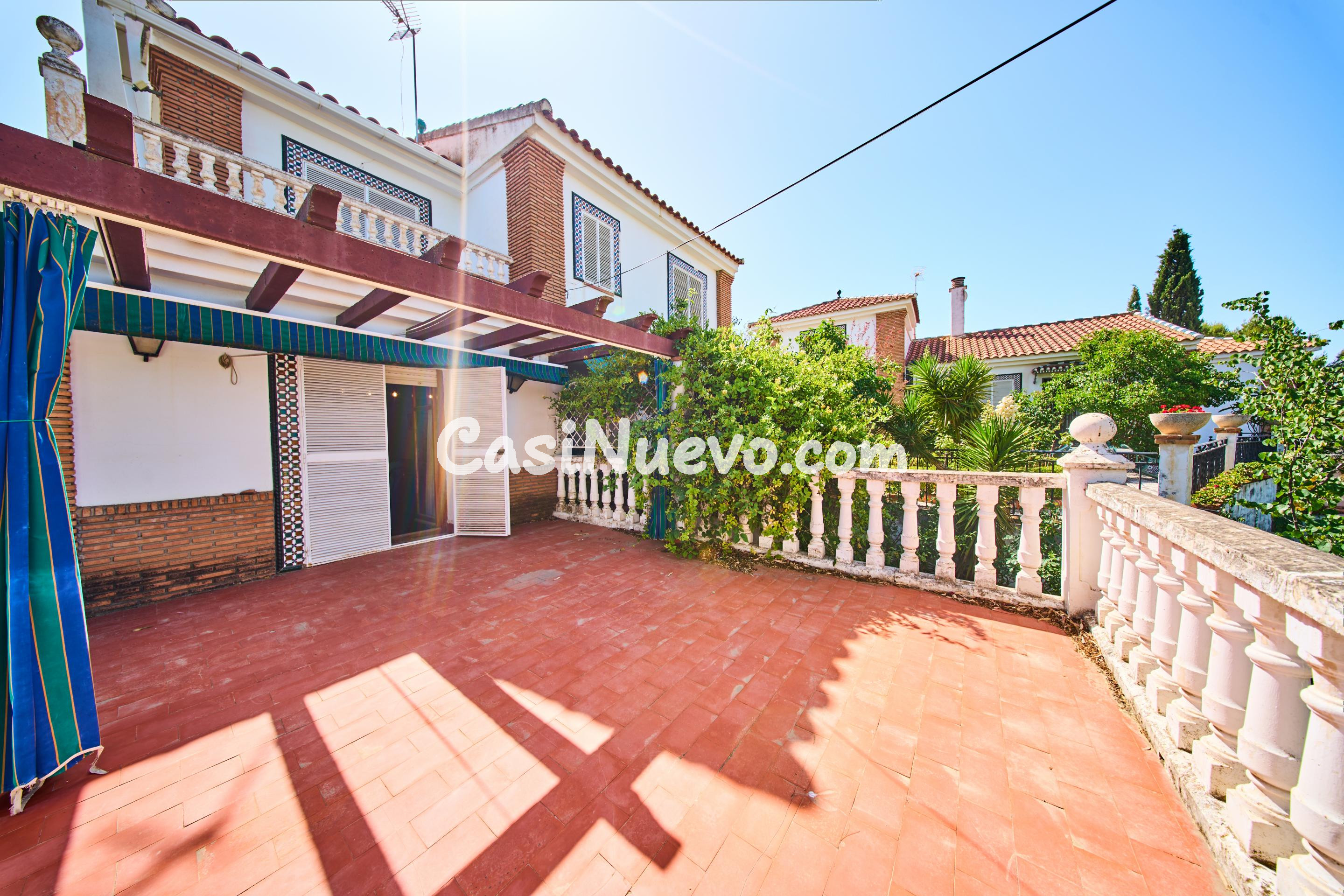 Chalet independiente en Villa de OTURA - foto 24