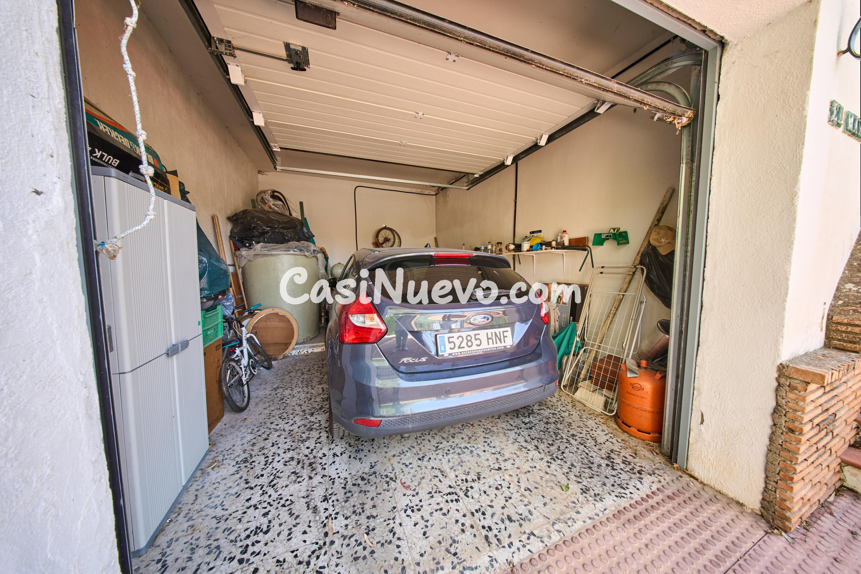 Chalet independiente en Villa de OTURA - foto 27