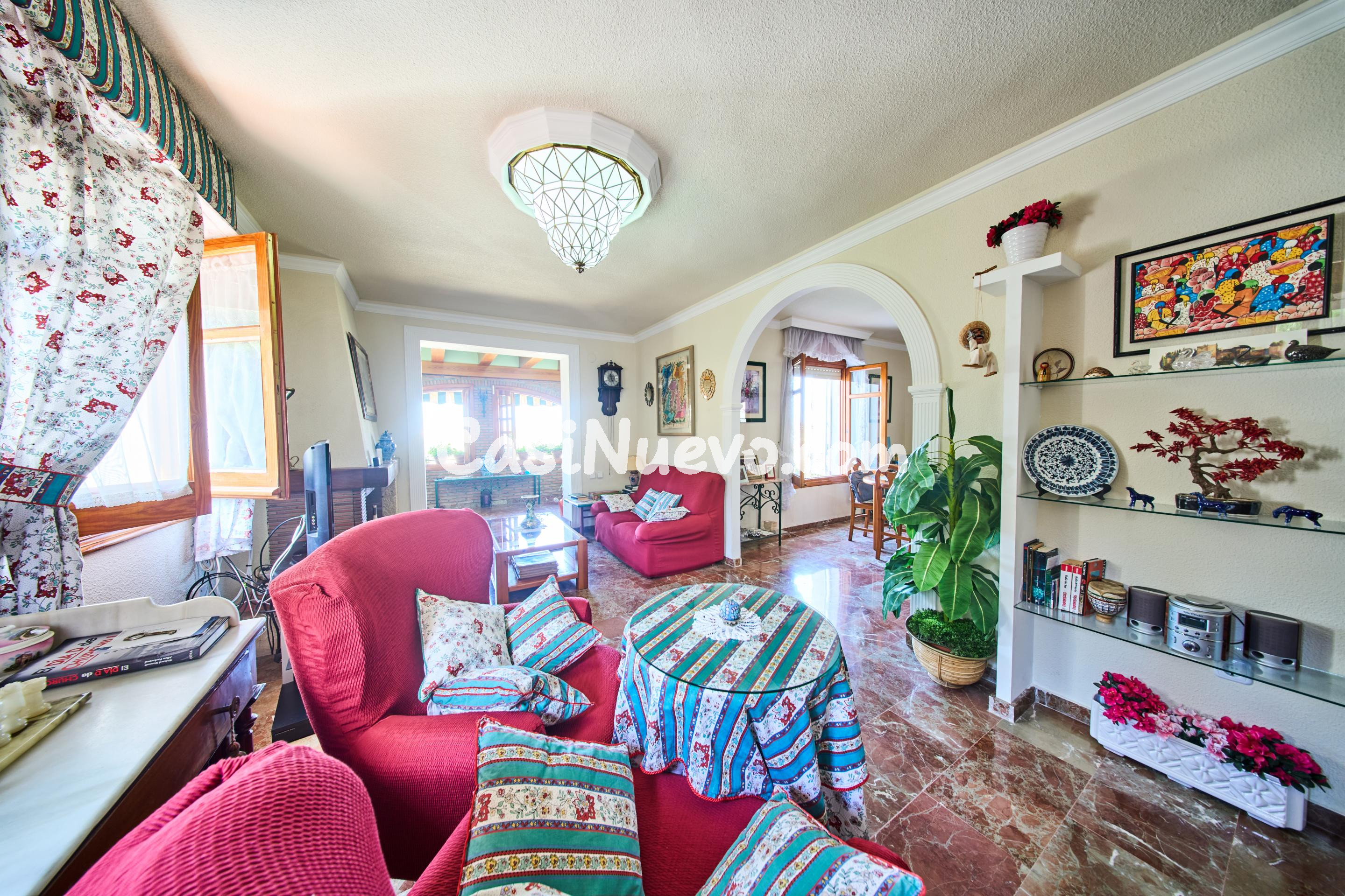 Impresionante chalet de 4 habitaciones con piscina de 86 m3  - foto 4