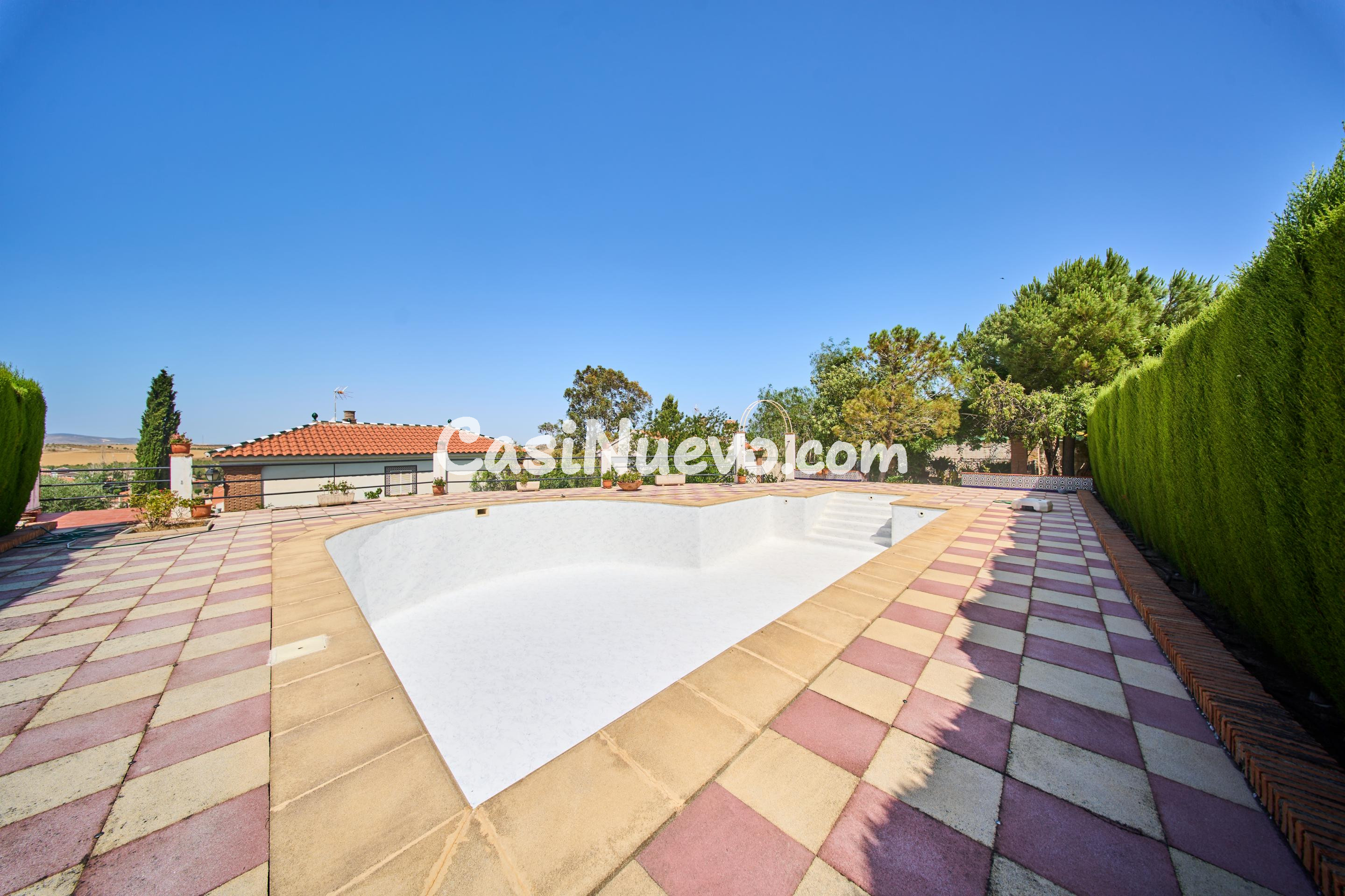 Impresionante chalet de 4 habitaciones con piscina de 86 m3  - foto 48