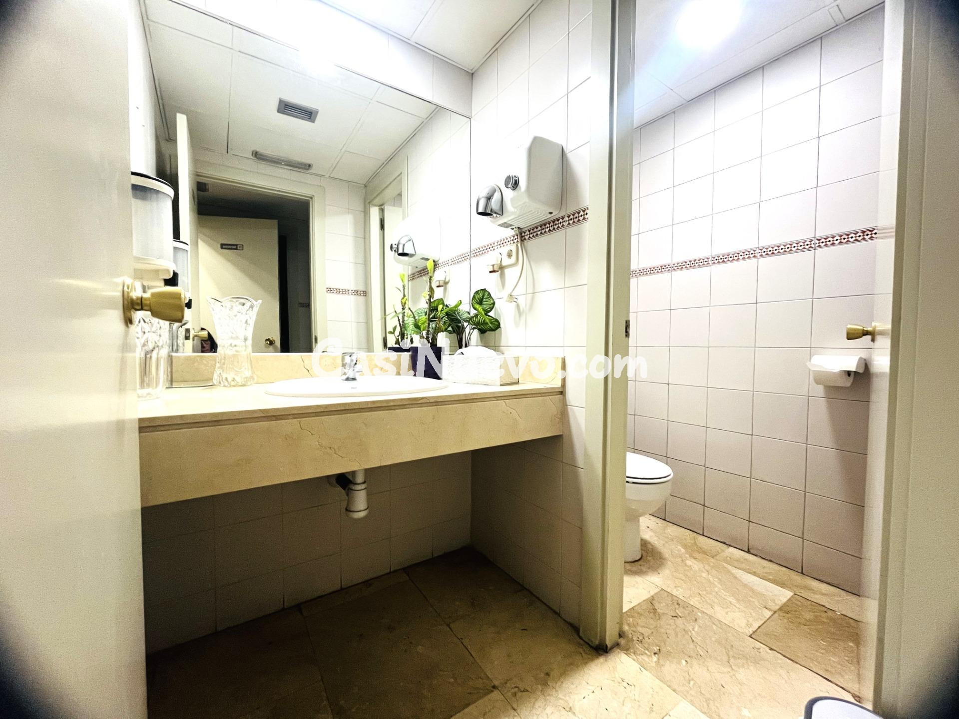 Traspaso de negocio consolidado-Local comercial en funcionam - foto 7