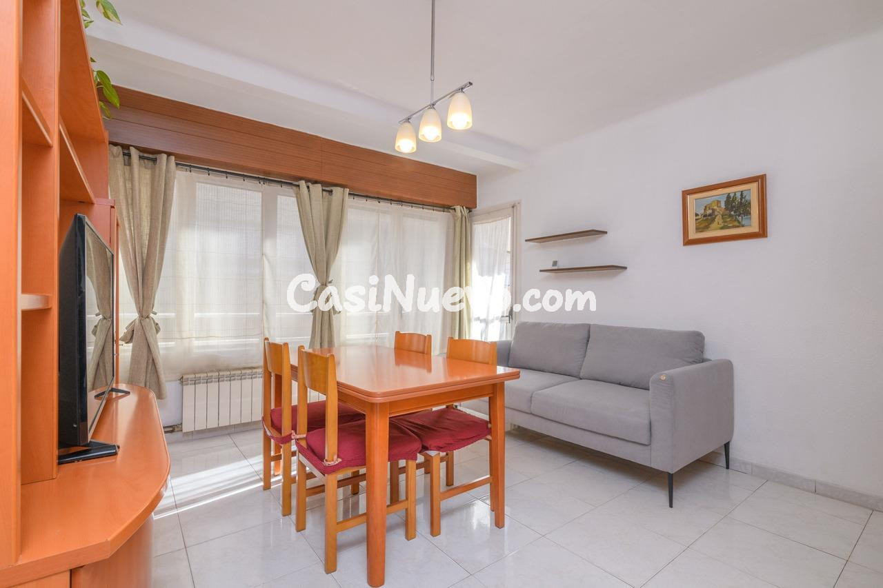 ¡Oportunidad por zona y precio! Piso junto al Hospital Sant  - foto 3