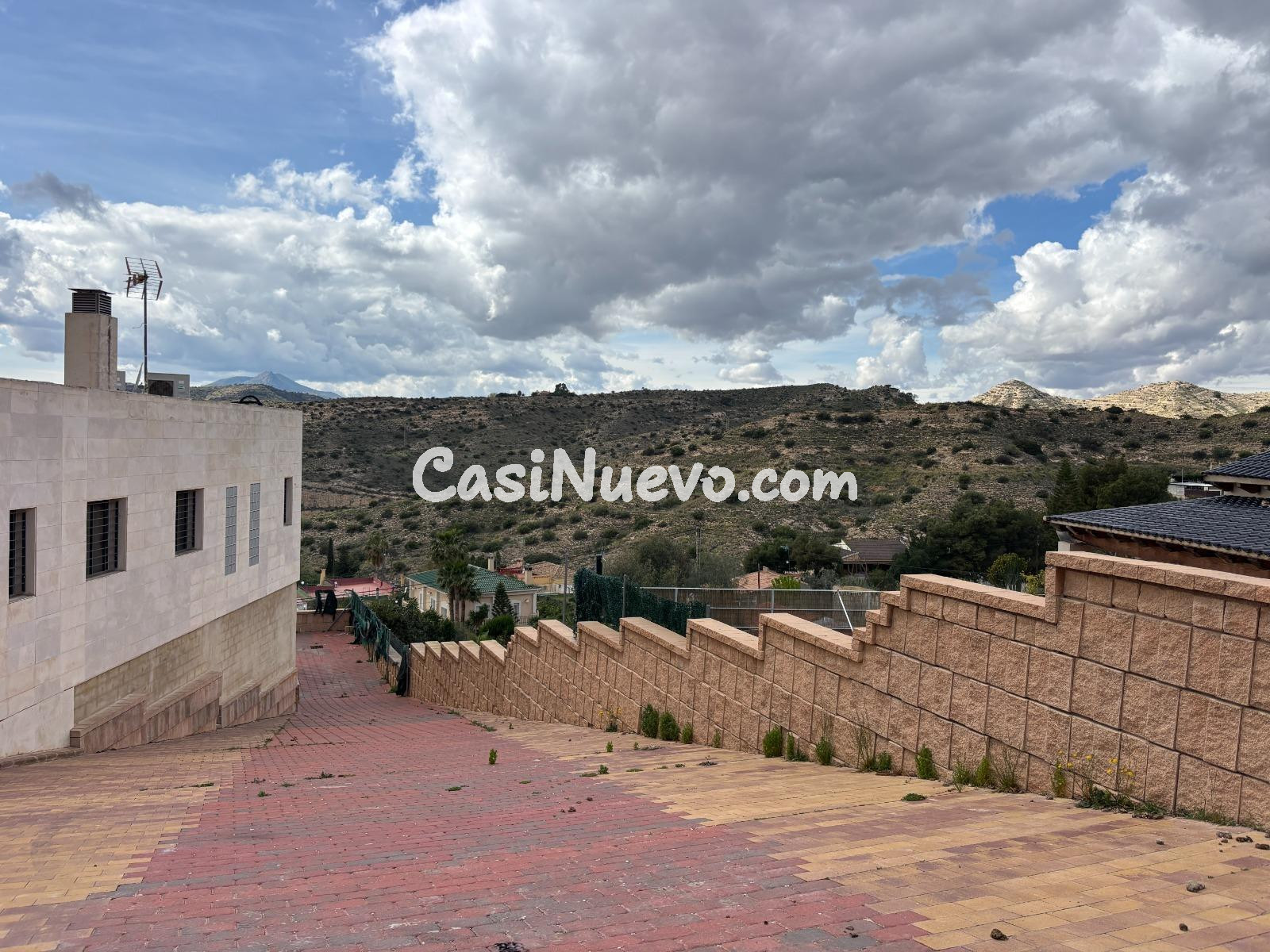 MODERNO CHALET EN ZONA MONTESOL - foto 29