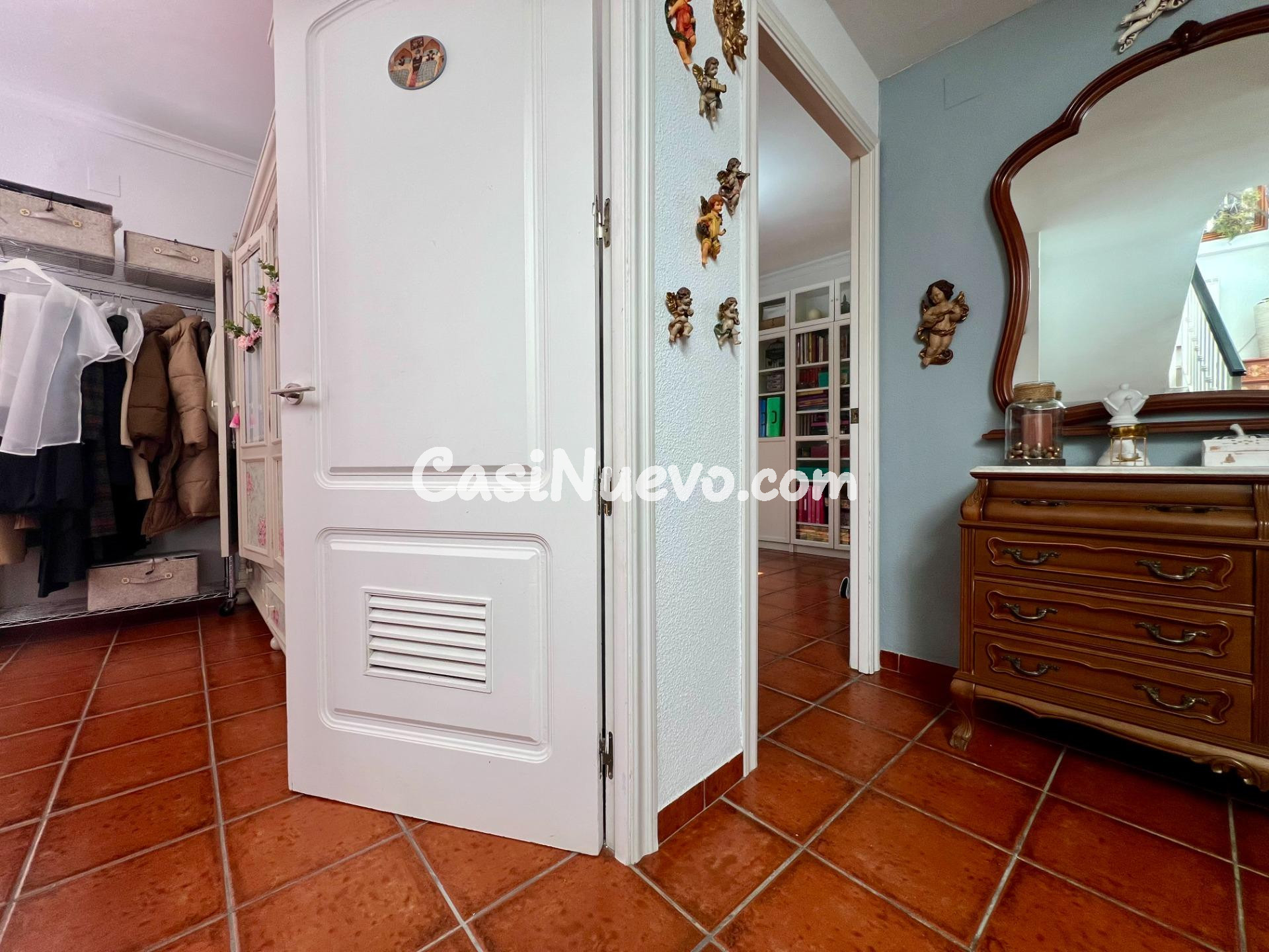 E. Amplia casa adosada totalmente reformada en Santa Cruz - foto 22