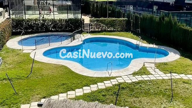 A.  Piso moderno en zona Hipercor – Garaje, piscina y terraz - foto 13