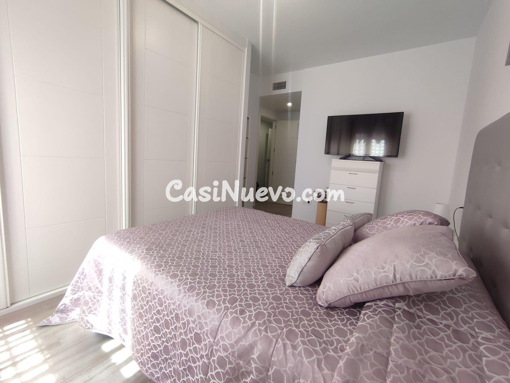 D. ESTUPENDA VIVIENDA EN NUEVO ZOCO, CON MAGNÍFICO Y GRAN PA - foto 17