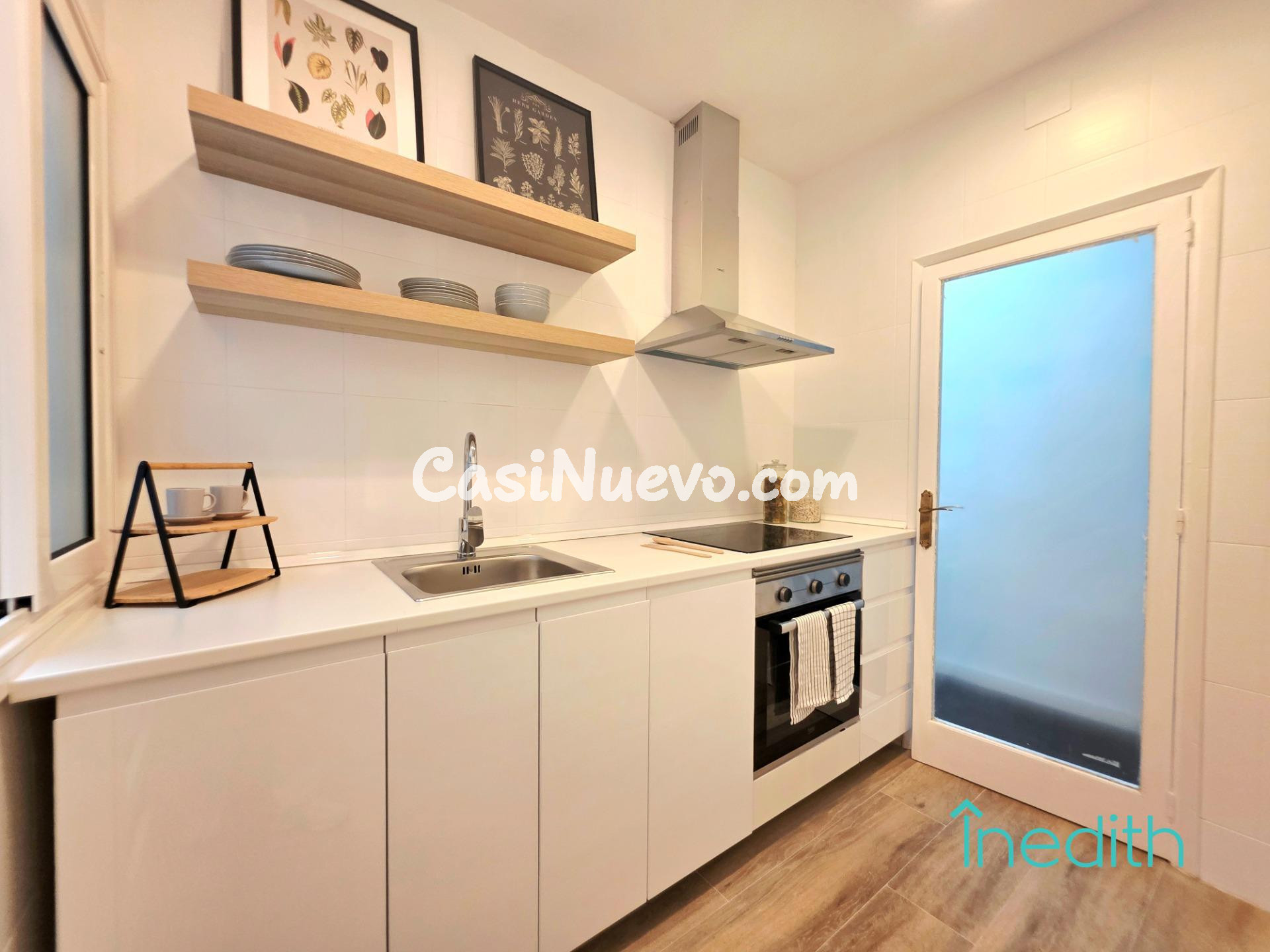 Piso de 3 habitaciones semireformado al lado Plaza Catalunya - foto 2