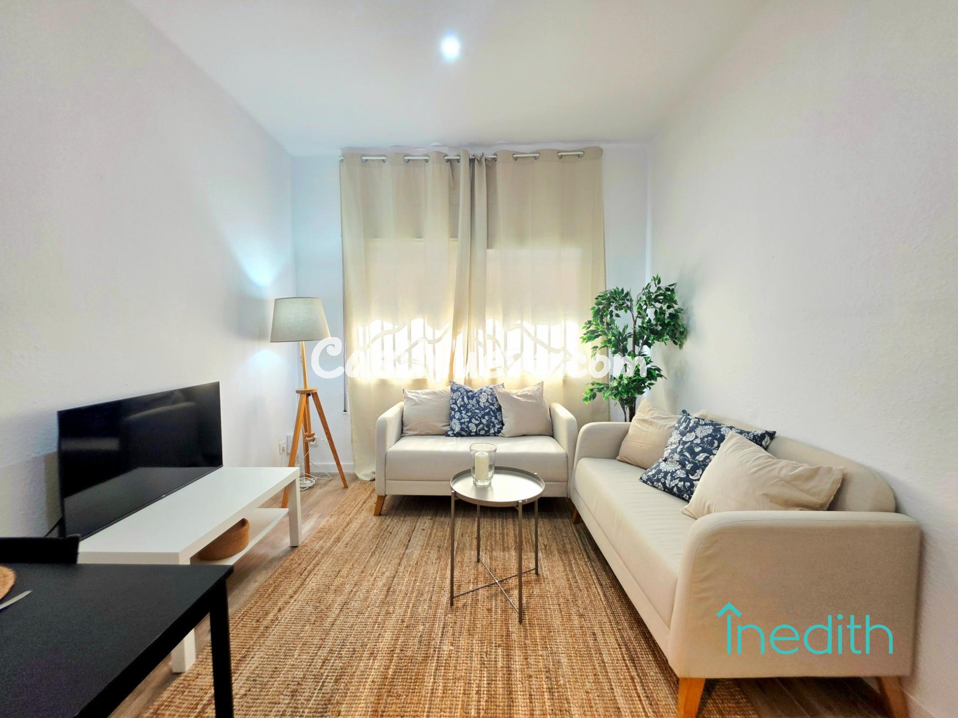 Piso de 3 habitaciones semireformado al lado Plaza Catalunya - foto 13