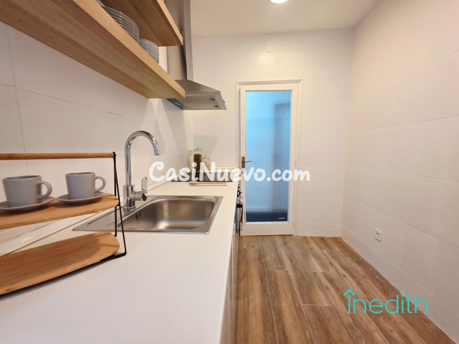 Piso de 3 habitaciones semireformado al lado Plaza Catalunya - foto 21