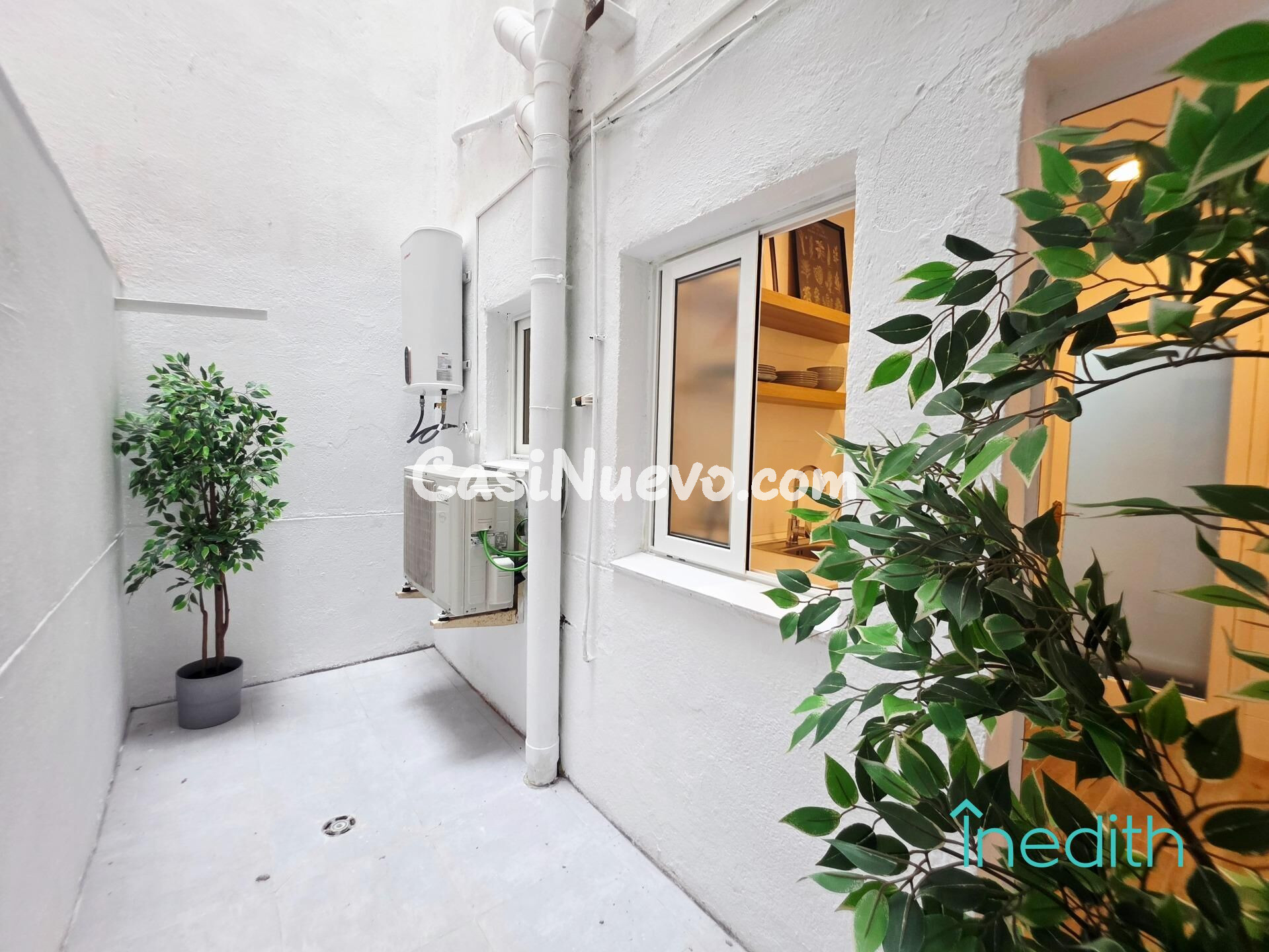 Piso de 3 habitaciones semireformado al lado Plaza Catalunya - foto 23