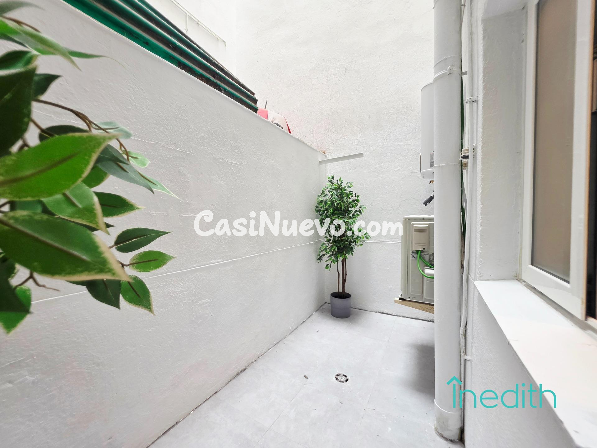 Piso de 3 habitaciones semireformado al lado Plaza Catalunya - foto 25