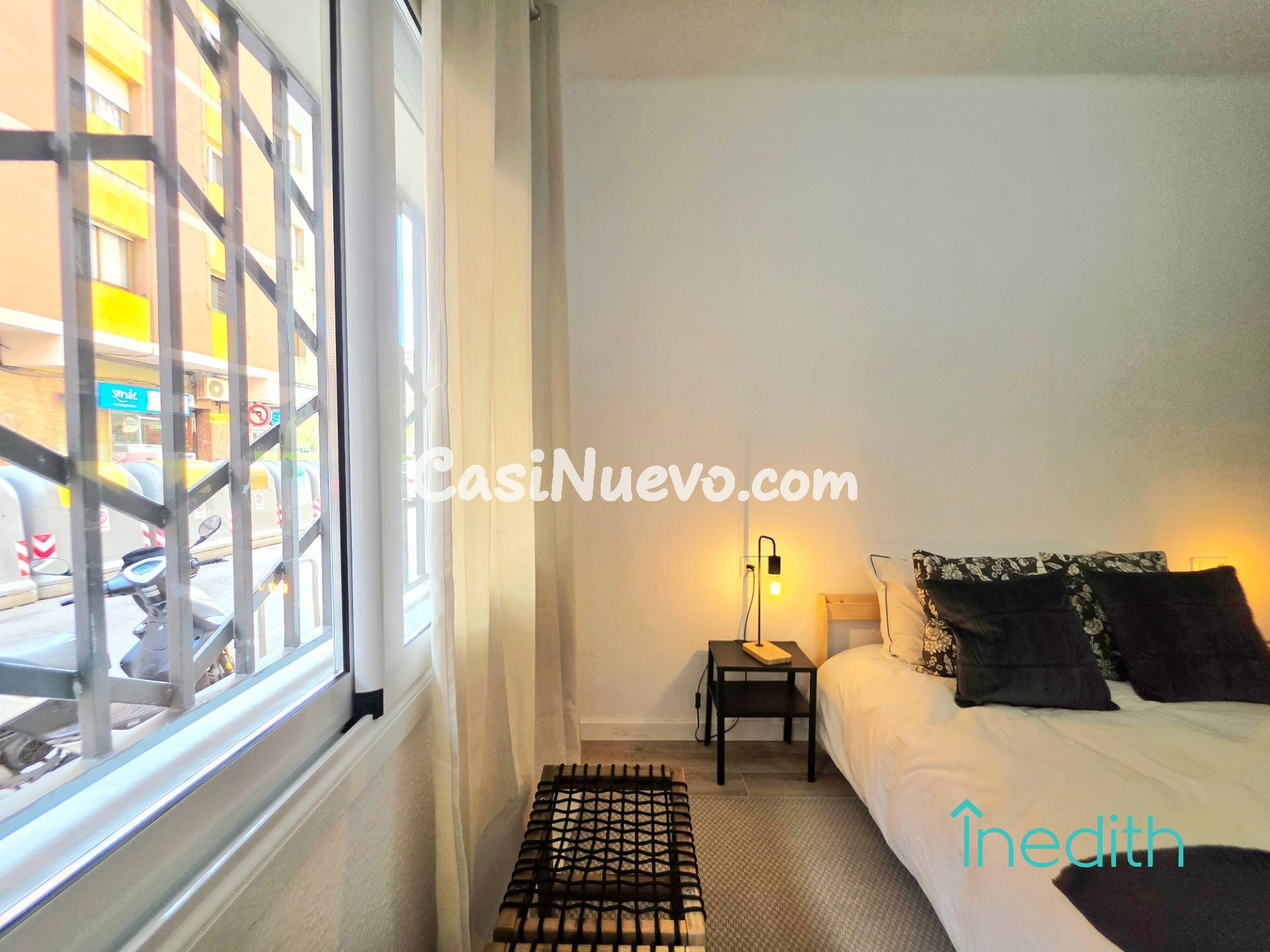 Piso de 3 habitaciones semireformado al lado Plaza Catalunya - foto 32