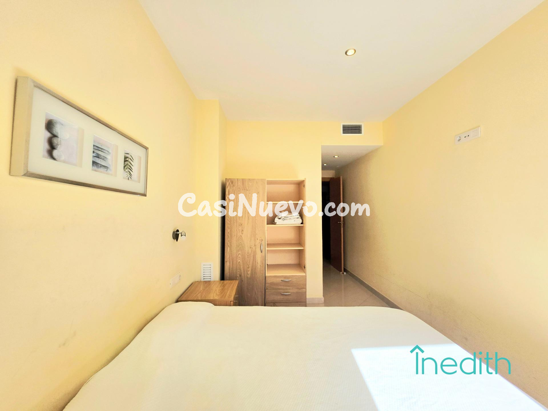 Piso seminuevo en calle tranquila del centro de Sitges a dos - foto 26