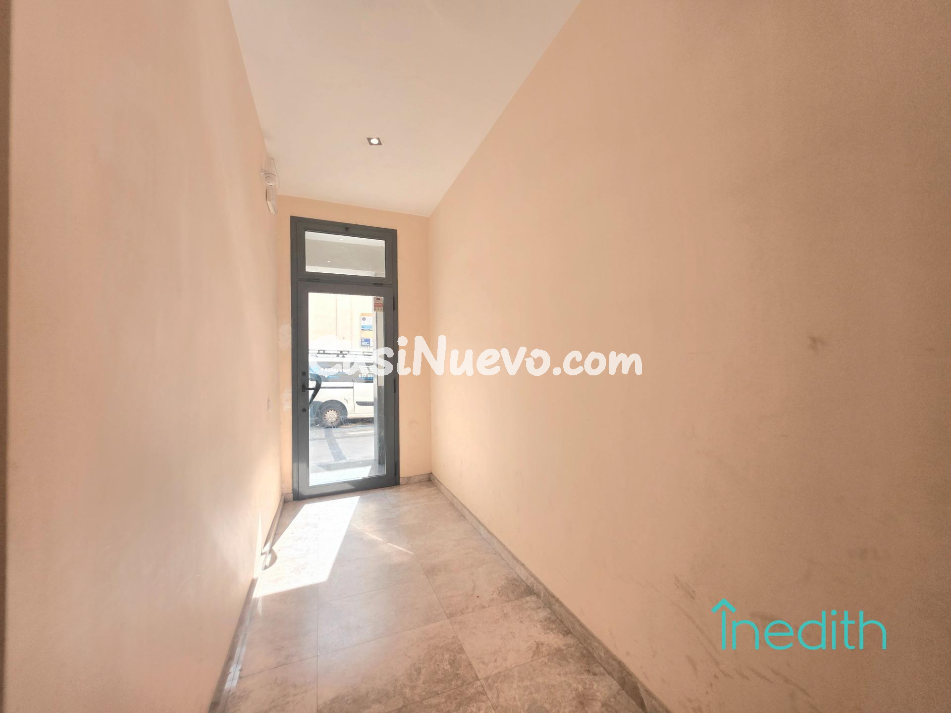 Piso seminuevo en calle tranquila del centro de Sitges a dos - foto 43