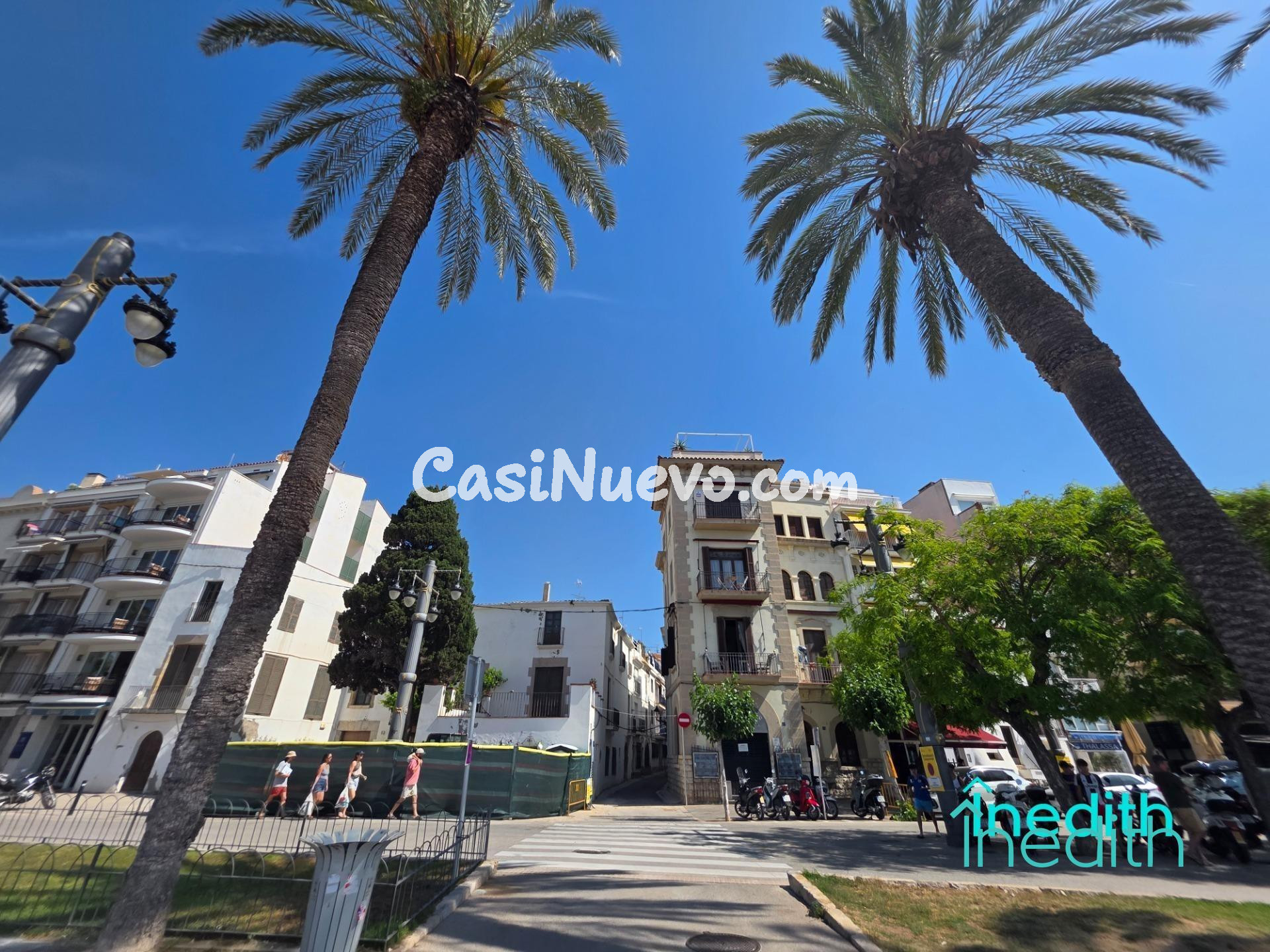 Piso seminuevo en calle tranquila del centro de Sitges a dos - foto 48