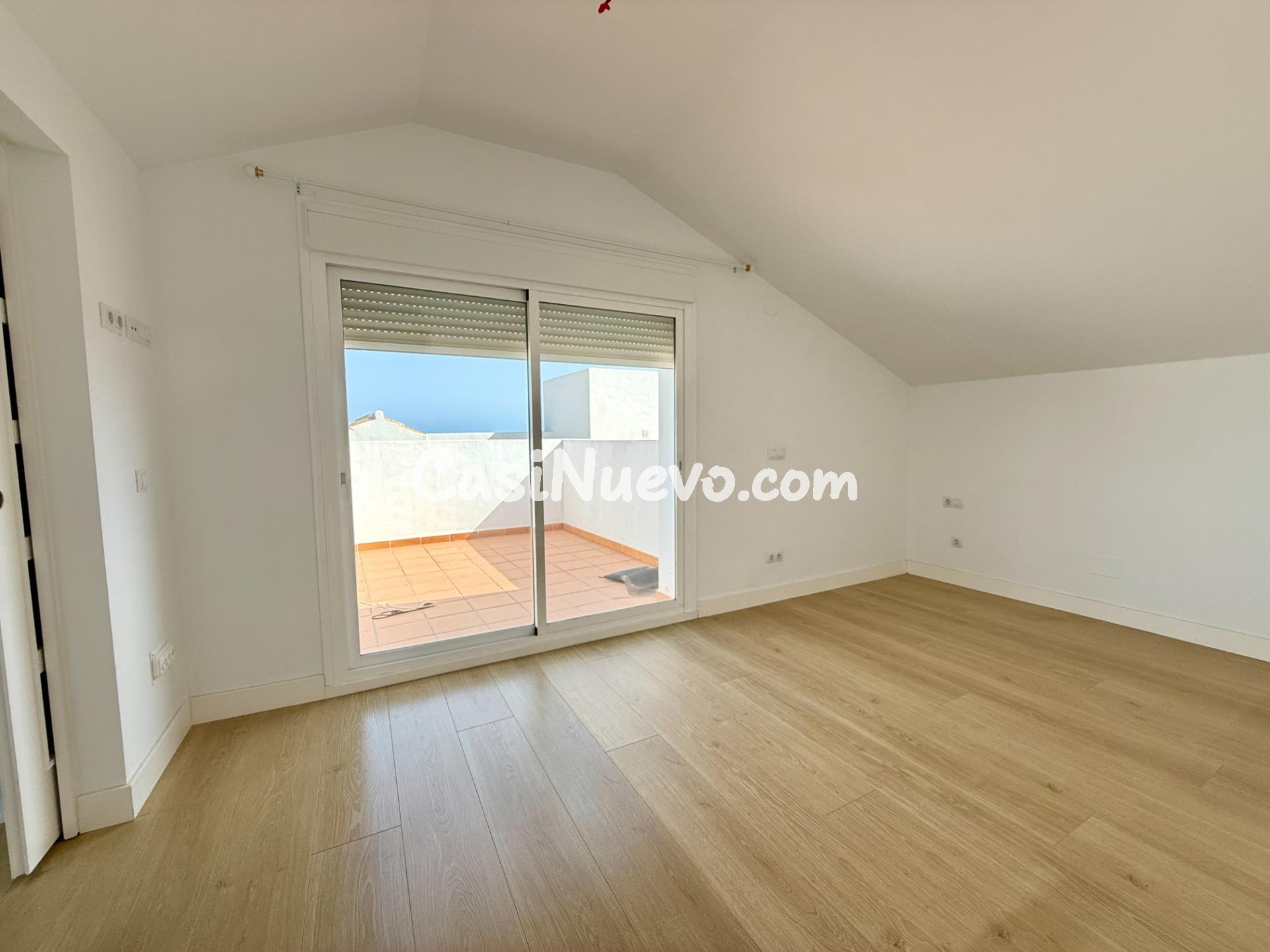 Alquiler casa de 4 habitaciones con vistas al mar en Benalmá - foto 33