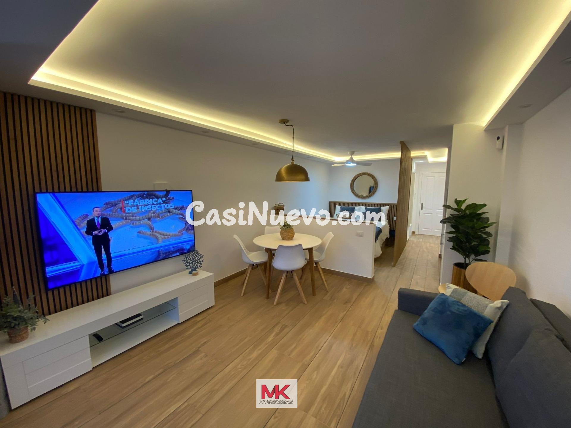 Apartamento de diseño reformado con terraza , vistas y VV en - foto 3