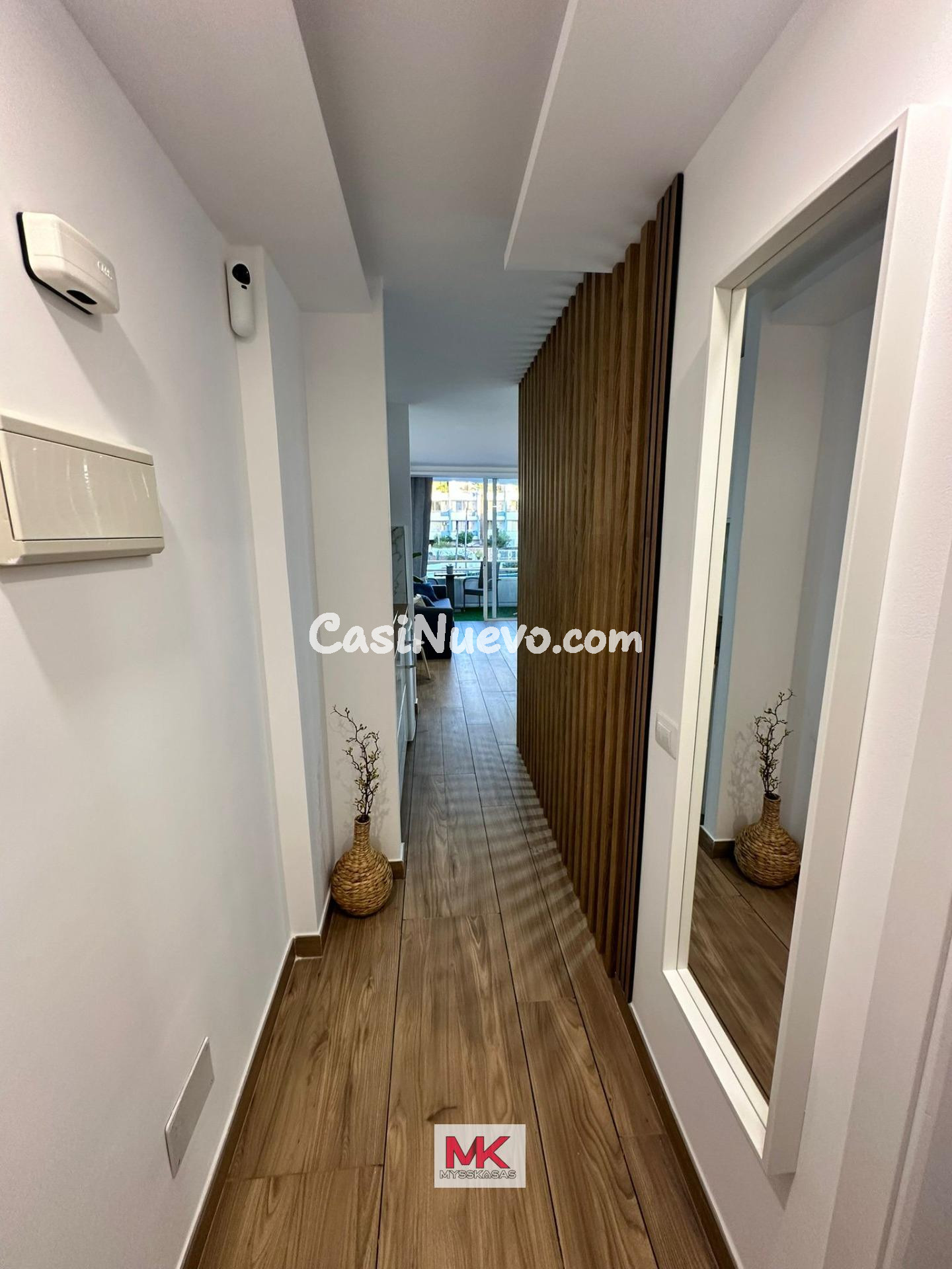 Apartamento de diseño reformado con terraza , vistas y VV en - foto 15