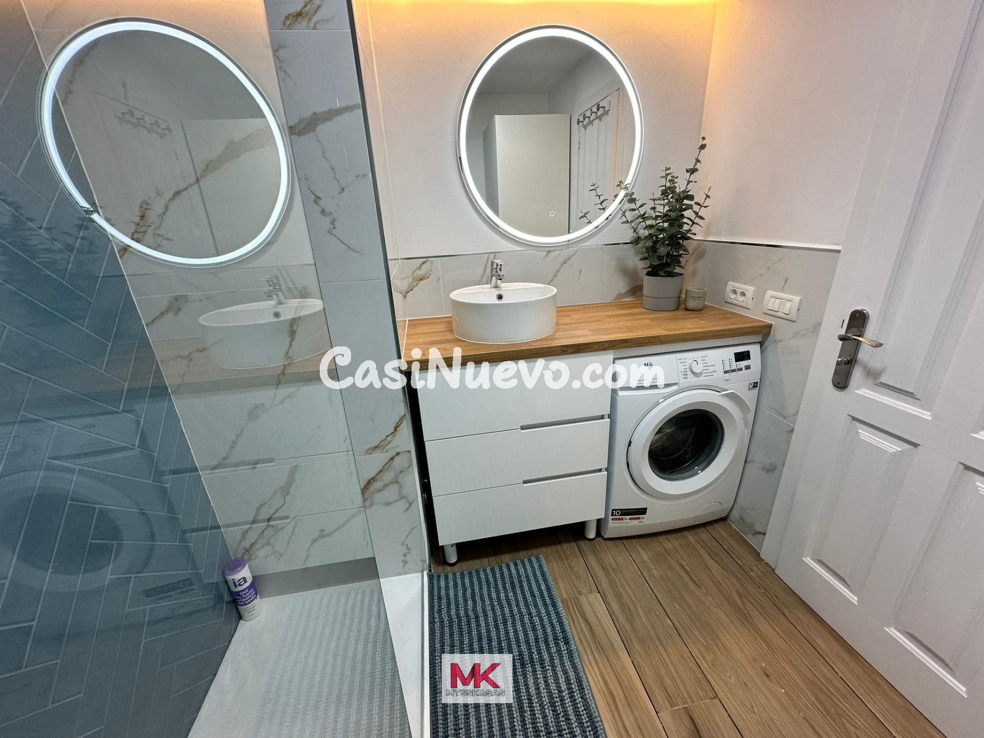 Apartamento de diseño reformado con terraza , vistas y VV en - foto 19