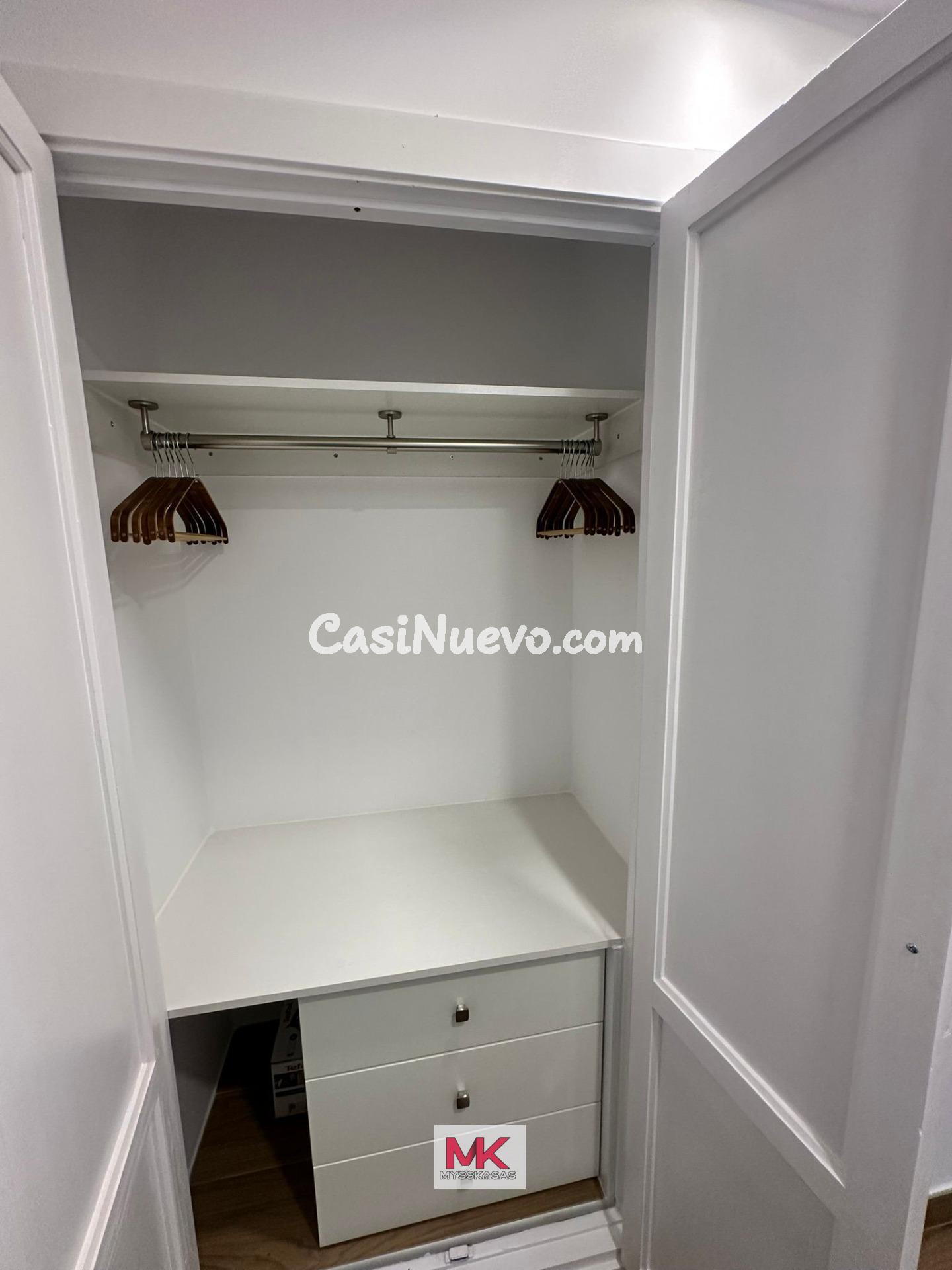 Apartamento de diseño reformado con terraza , vistas y VV en - foto 21