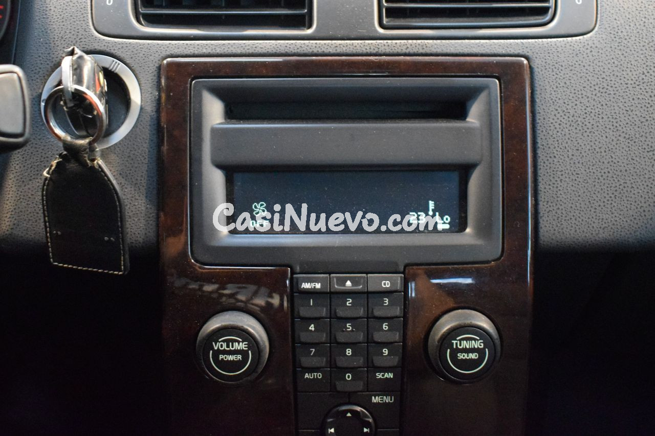 Volvo S40 2.0 D Momentum - foto 12