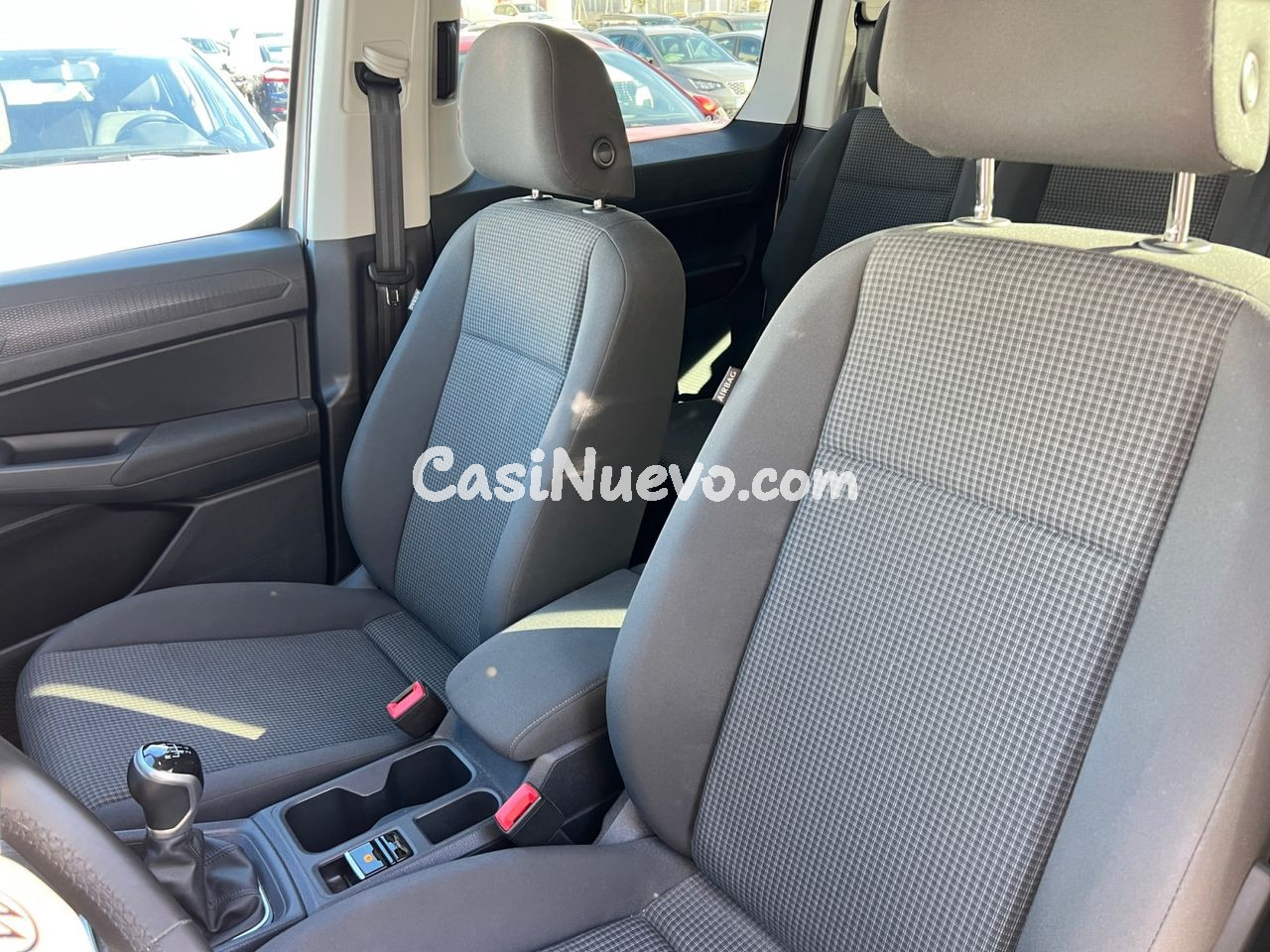 Volkswagen Caddy Maxi - foto 19
