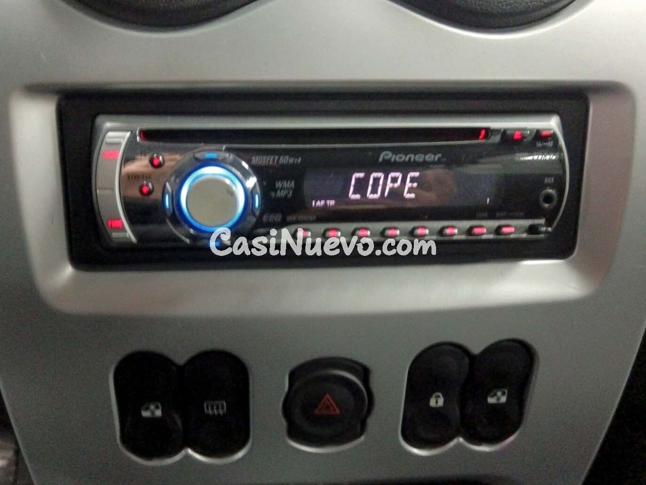 Dacia Sandero Laureate - foto 15