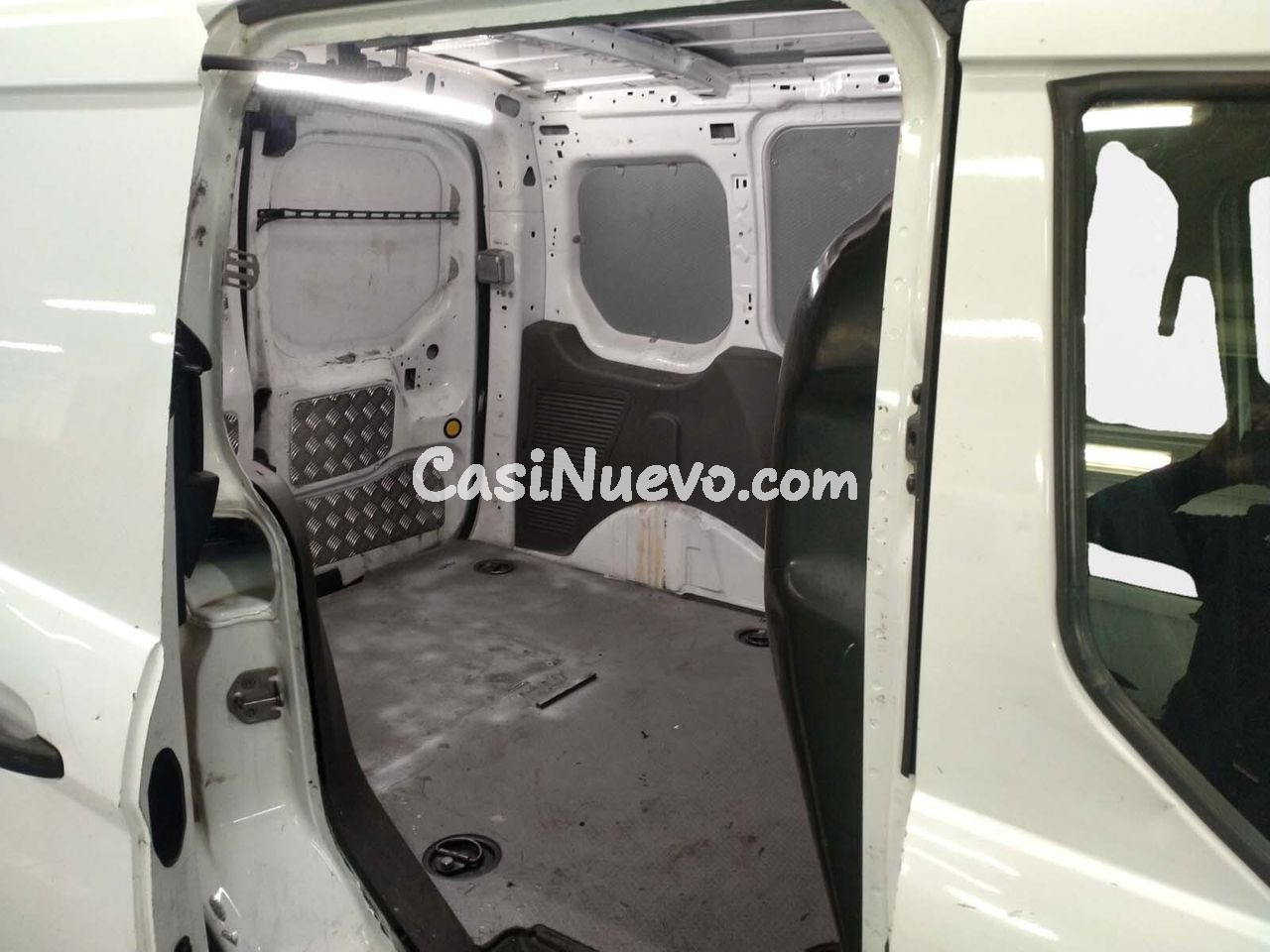 Ford Transit Connect L1 200 Trend - foto 11