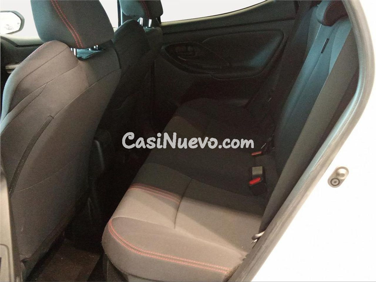 Toyota Yaris 1.5 120H GR Sport - foto 11